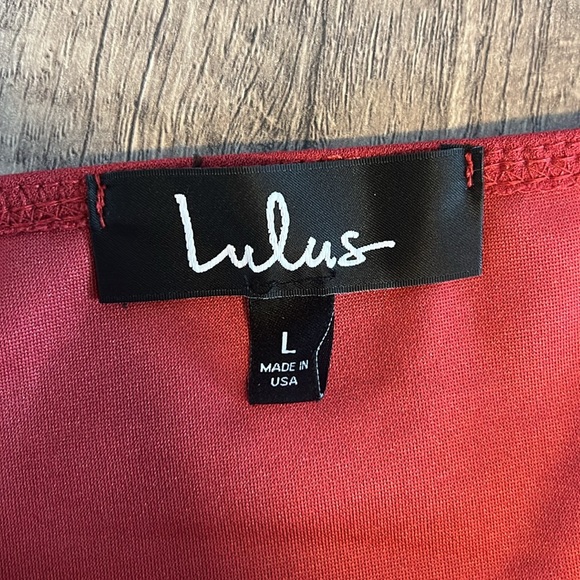 Lulus Red asymmetrical body con - Picture 3 of 3